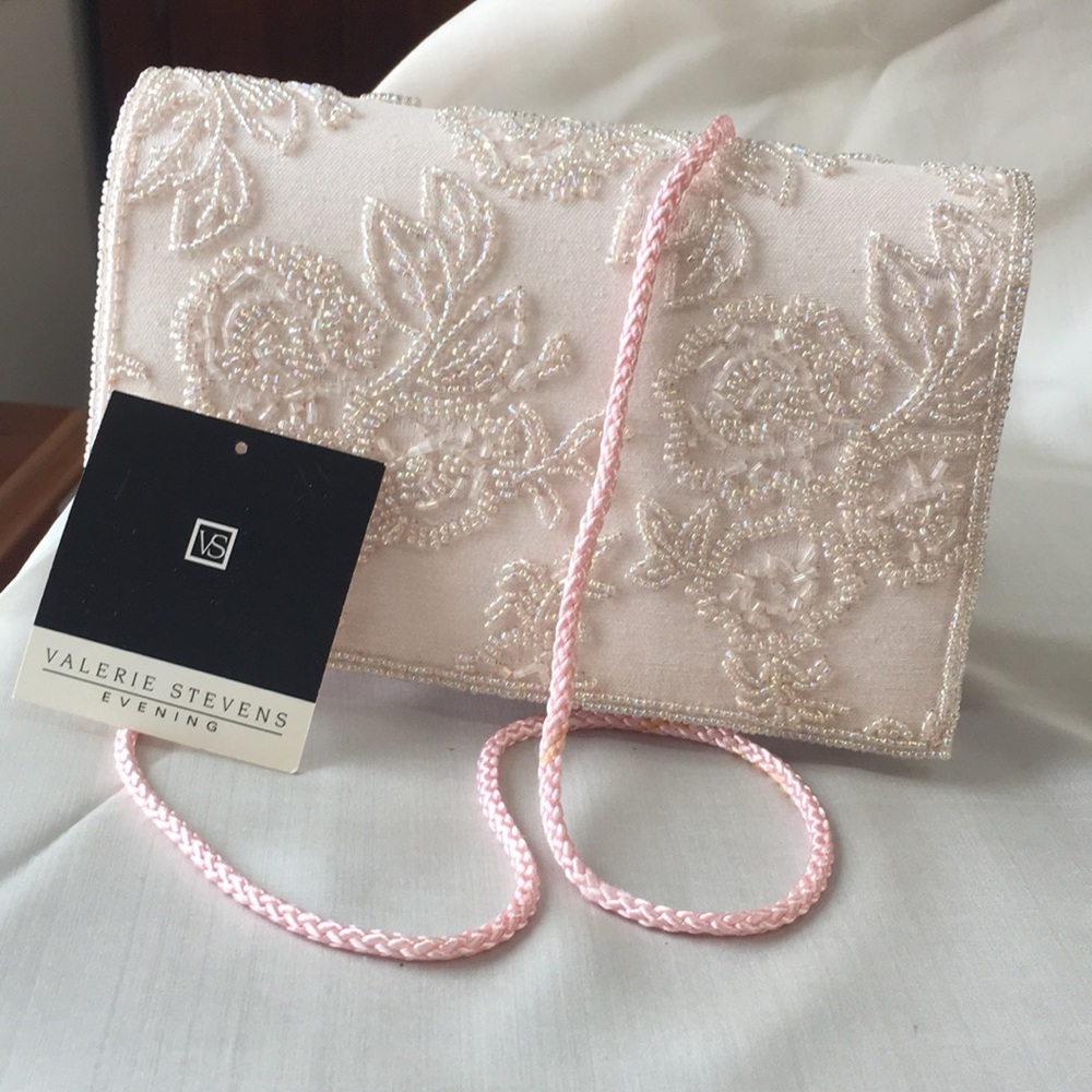 Light pink beaded Valerie Stevens clutch.
